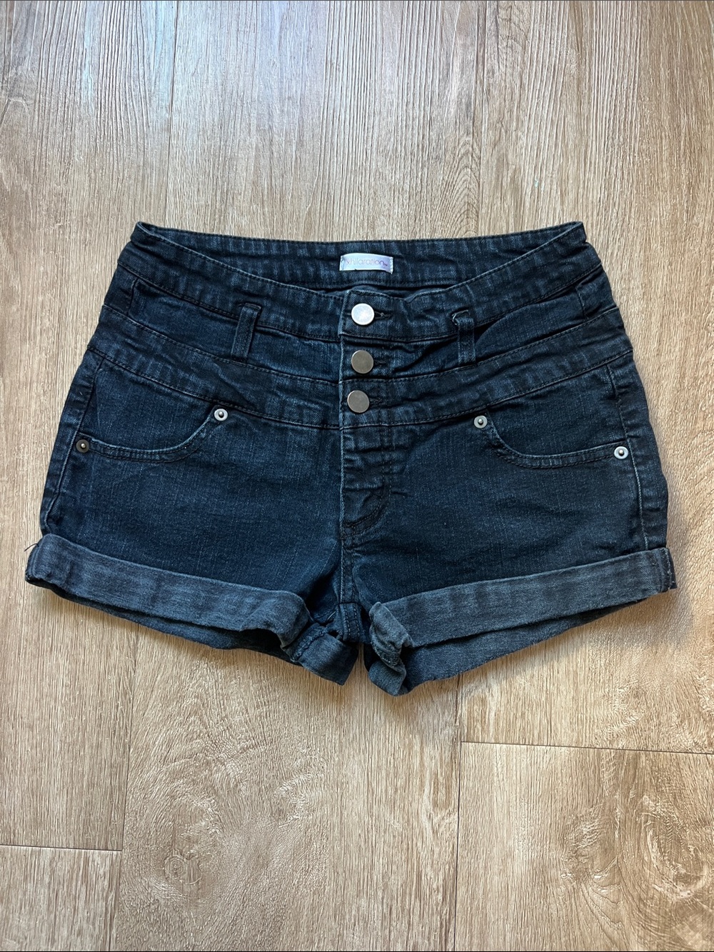 Xhilaration Women’s Casual Black High-Rise Cuffed Denim Summer Shorts Size 6